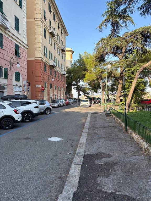 appartamento in affitto a Genova in zona Castelletto