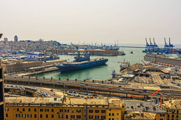 appartamento in affitto a Genova in zona DiNegro