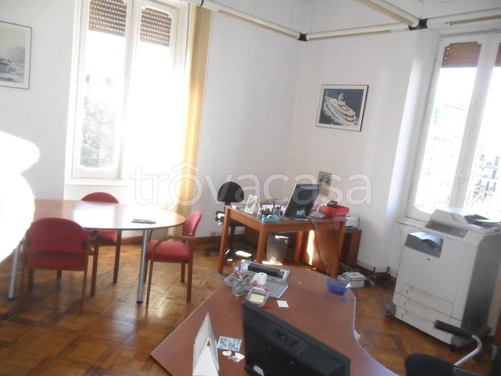 ufficio in affitto a Genova in zona Carignano