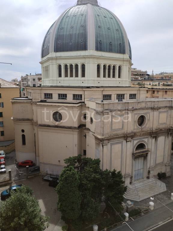 appartamento in affitto a Genova in zona Foce