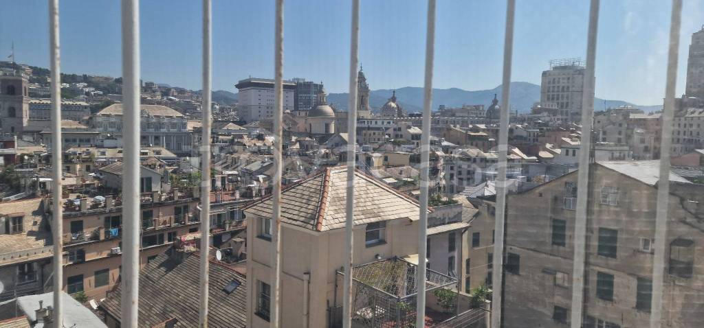 appartamento in affitto a Genova in zona Sottoripa / Maddalena / Molo
