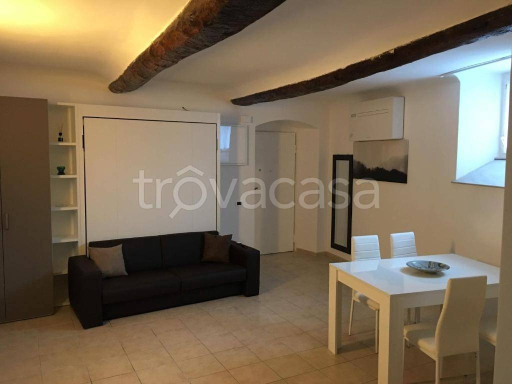 appartamento in affitto a Genova in zona Lagaccio / Granarolo