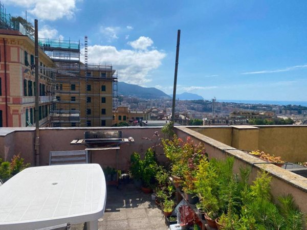 appartamento in affitto a Genova in zona Castelletto