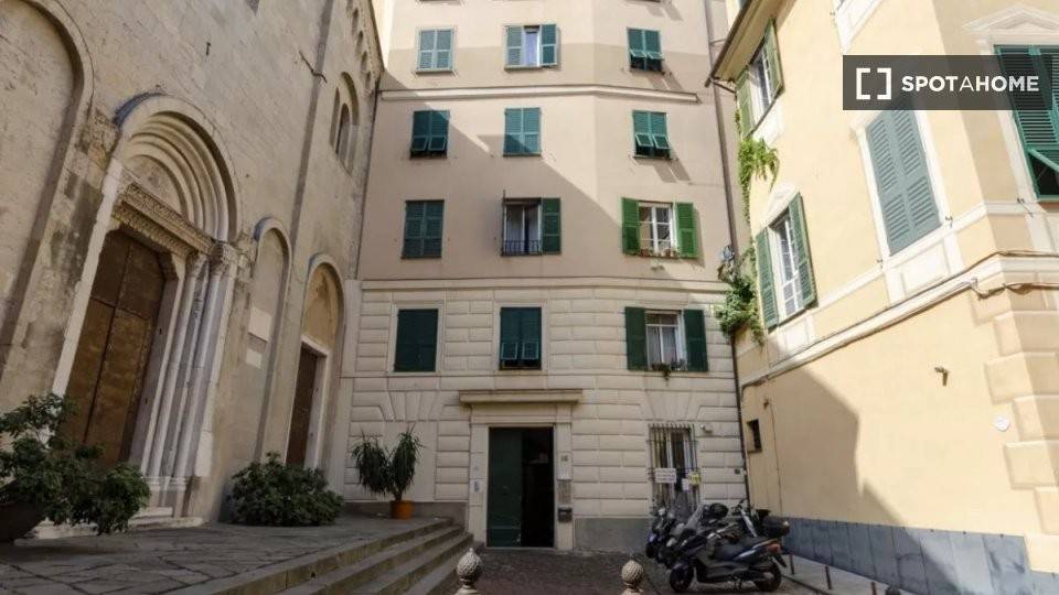 appartamento in affitto a Genova in zona Sottoripa / Maddalena / Molo