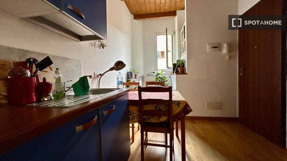 appartamento in affitto a Genova in zona Lagaccio / Granarolo
