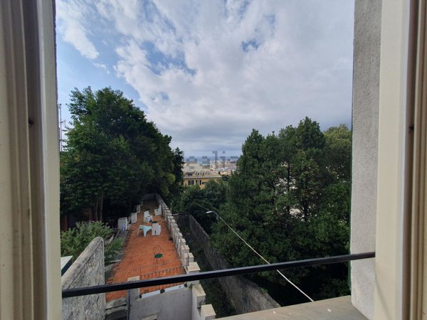 appartamento in affitto a Genova in zona Castelletto