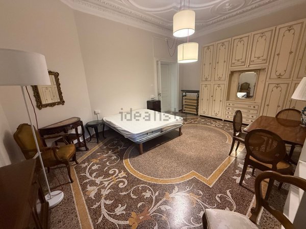 appartamento in affitto a Genova in zona Castelletto