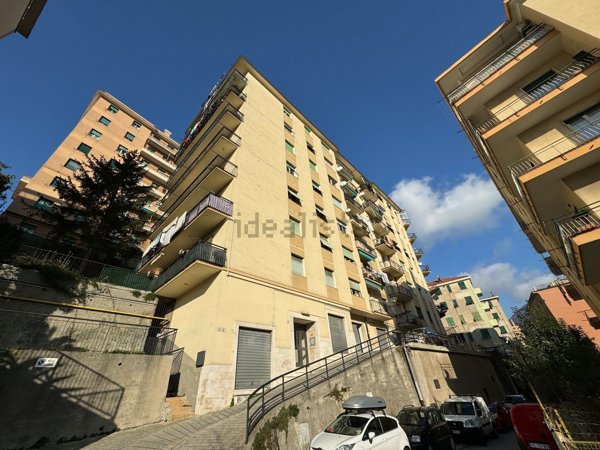 appartamento in affitto a Genova in zona Sestri Ponente