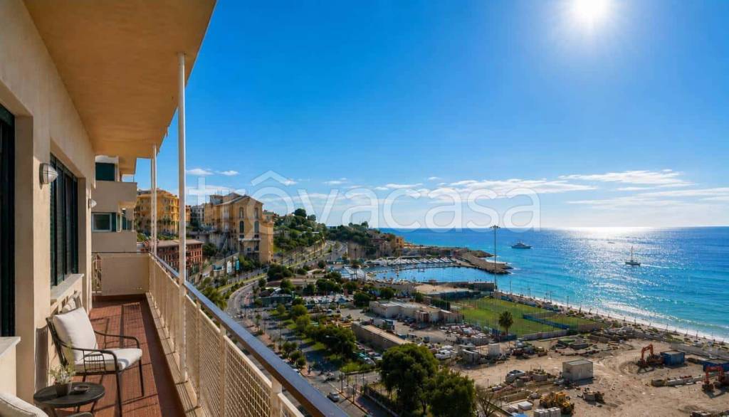 appartamento in affitto a Genova in zona Foce