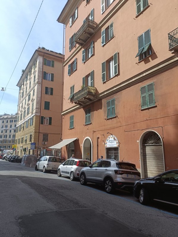 ufficio in affitto a Genova in zona Foce