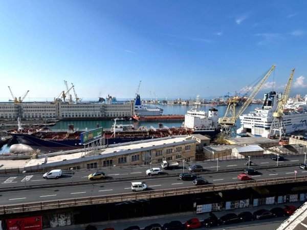 appartamento in affitto a Genova in zona Centro Storico
