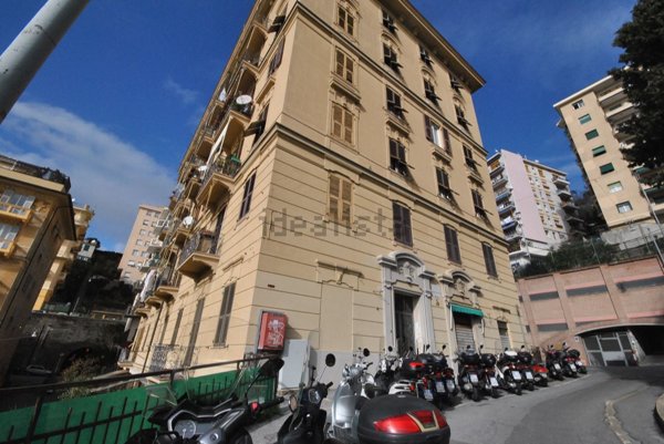 appartamento in affitto a Genova in zona Castelletto