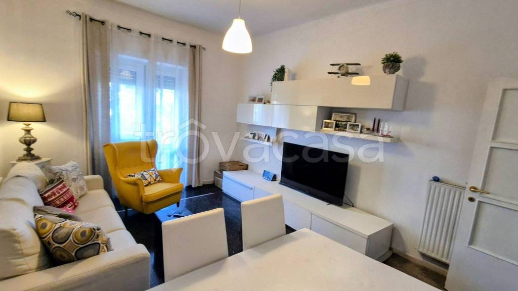 appartamento in affitto a Genova in zona Castelletto