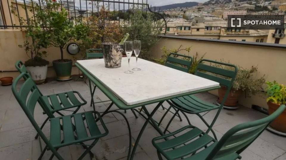 appartamento in affitto a Genova in zona San Vincenzo
