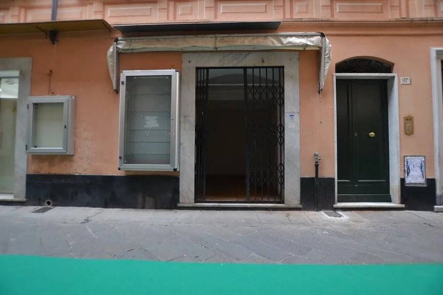 negozio in affitto a Lavagna