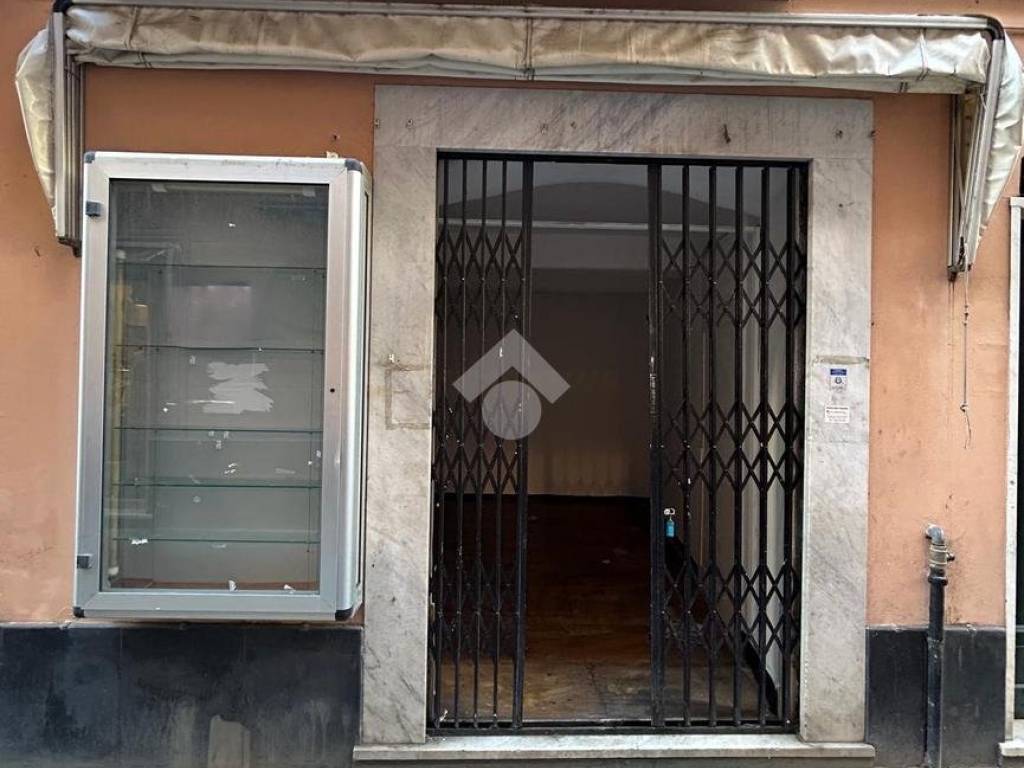 negozio in affitto a Lavagna