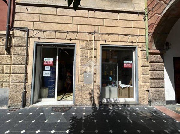 negozio in affitto a Lavagna