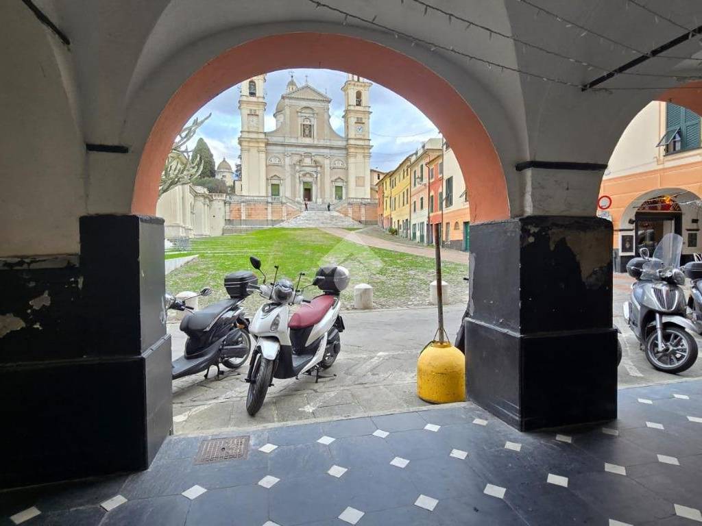 negozio in affitto a Lavagna