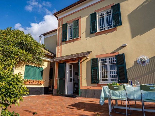 casa indipendente in affitto a Lavagna