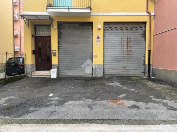 locale commerciale in affitto a Lavagna