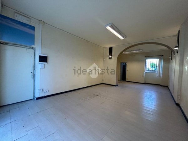 negozio in affitto a Lavagna