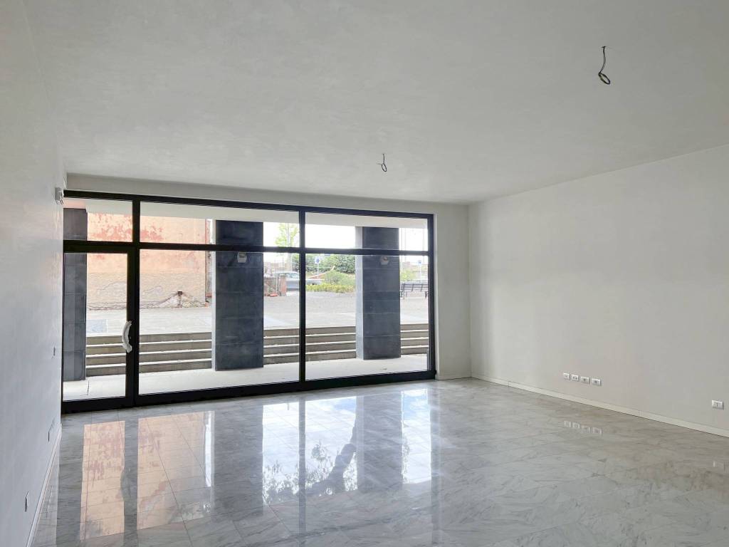 negozio in affitto a Lavagna