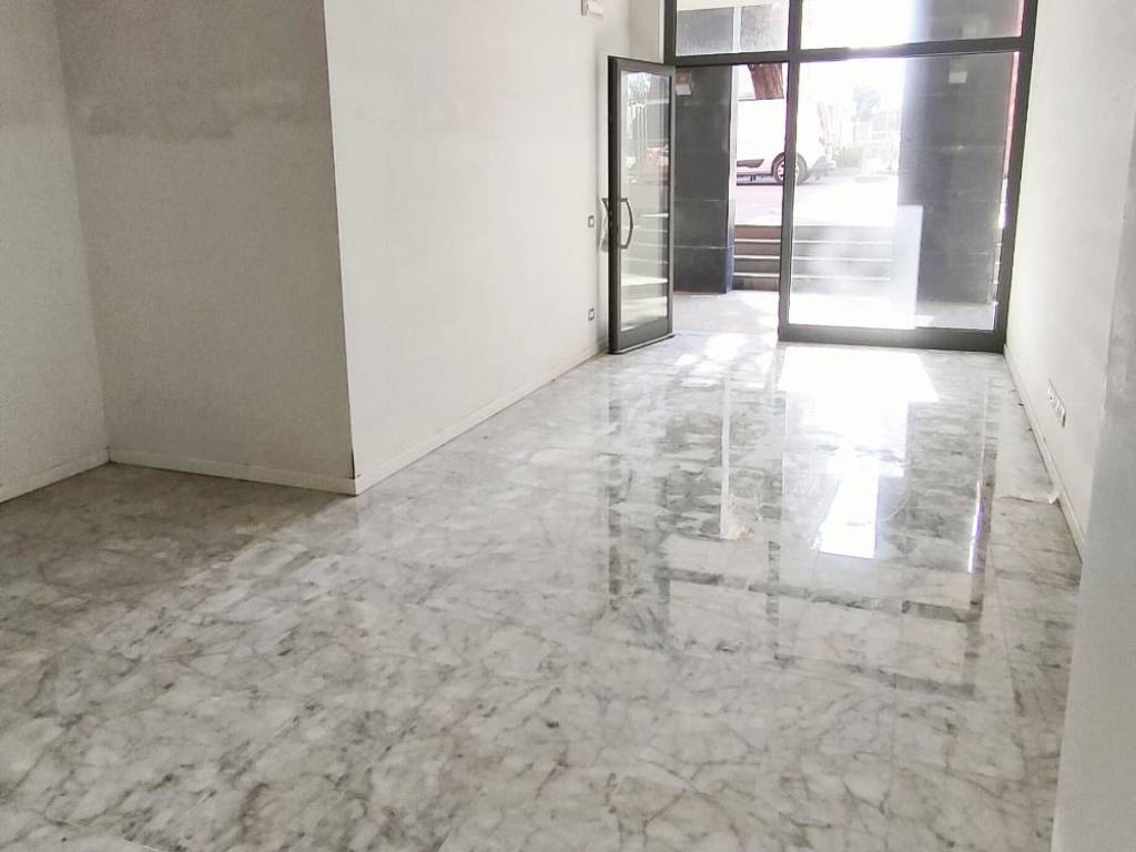 negozio in affitto a Lavagna