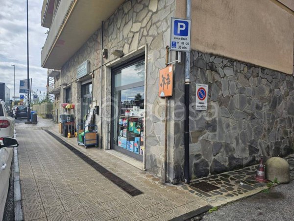 negozio in affitto a Lavagna