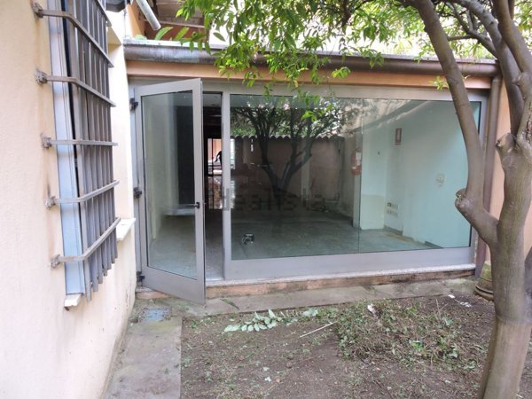 locale commerciale in affitto a Lavagna