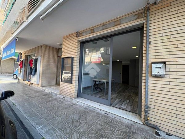 negozio in affitto a Lavagna