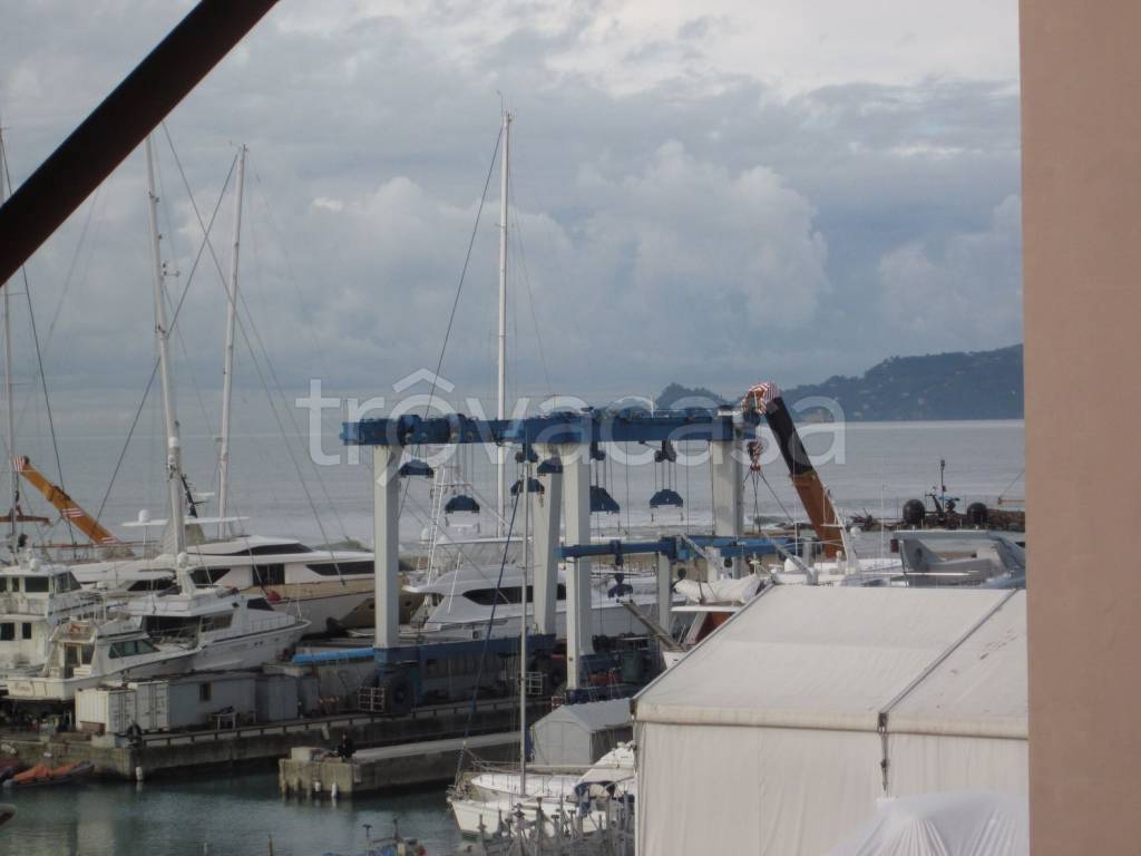 appartamento in affitto a Lavagna