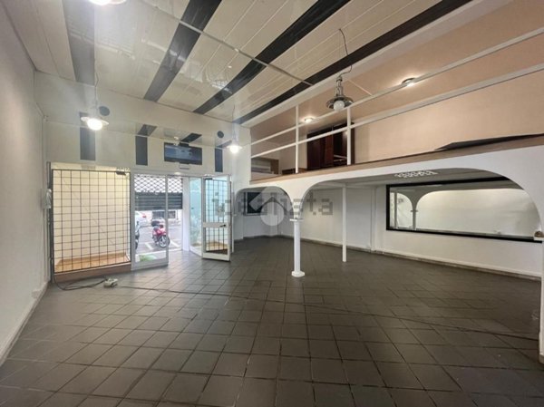 negozio in affitto a Lavagna