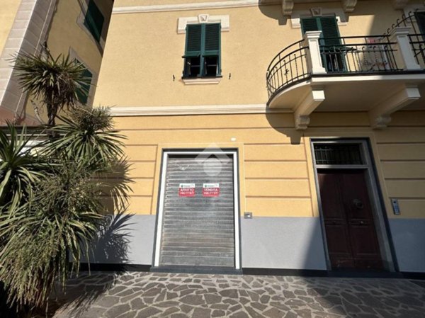 negozio in affitto a Lavagna