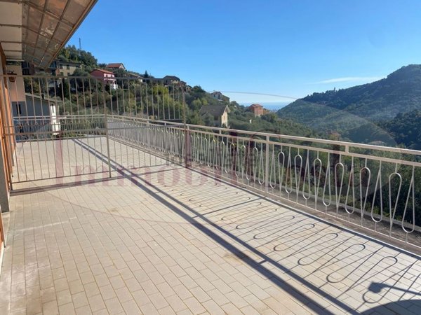 appartamento in affitto a Leivi