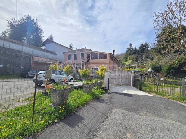 negozio in affitto a Mignanego
