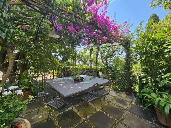 casa indipendente in affitto a Pieve Ligure