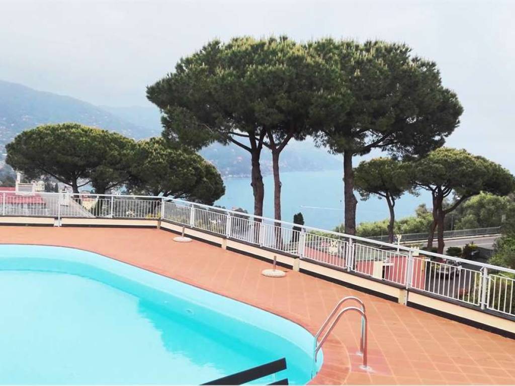 appartamento in affitto a Rapallo in zona San Michele di Pagana