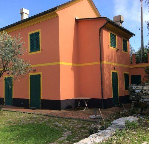 casa indipendente in affitto a Rapallo in zona San Michele di Pagana