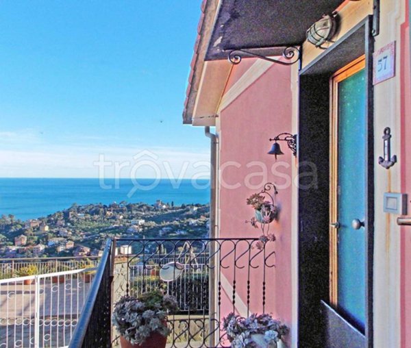 appartamento in affitto a Rapallo in zona San Michele di Pagana