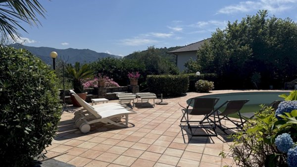casa indipendente in affitto a Rapallo in zona San Massimo