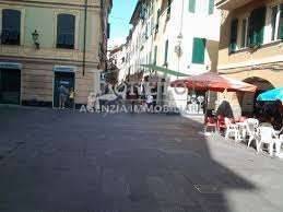 negozio in affitto a Rapallo