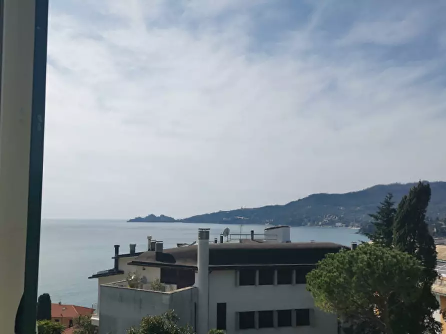 appartamento in affitto a Rapallo in zona San Michele di Pagana