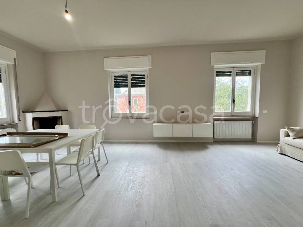 appartamento in affitto a Rapallo in zona San Michele di Pagana