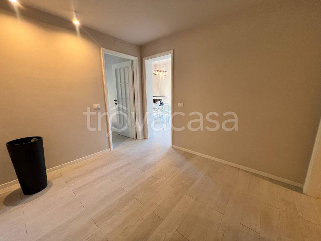 appartamento in affitto a Rapallo in zona San Michele di Pagana