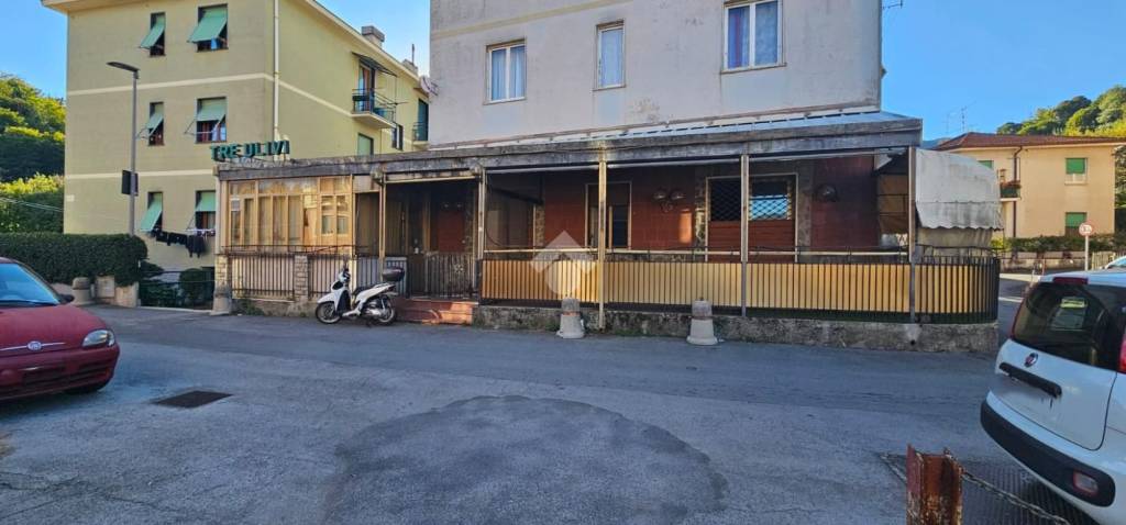 negozio in affitto a Rapallo in zona San Massimo