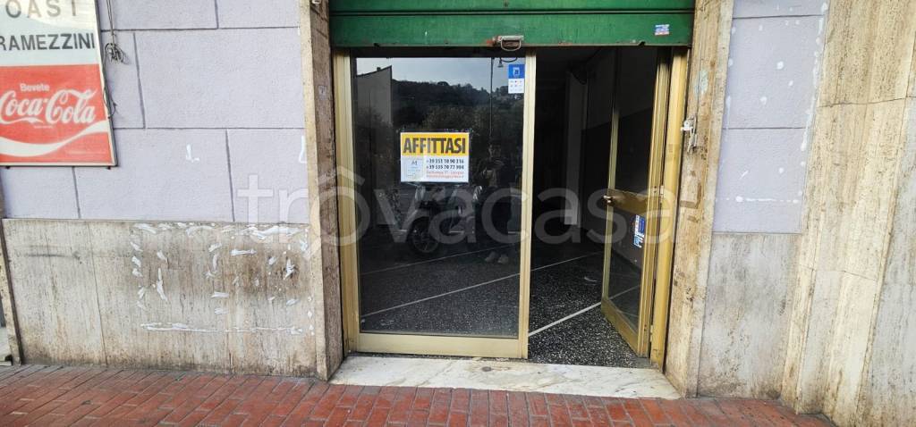 negozio in affitto a Rapallo