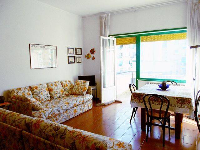 appartamento in affitto a Rapallo in zona San Michele di Pagana