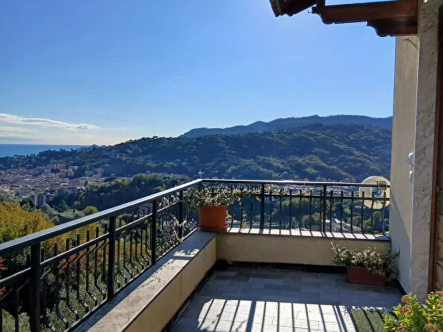 appartamento in affitto a Rapallo in zona San Michele di Pagana