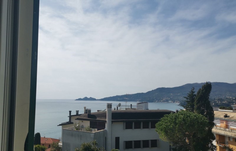 appartamento in affitto a Rapallo in zona San Michele di Pagana