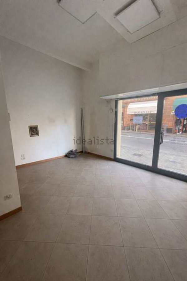 negozio in affitto a Rapallo